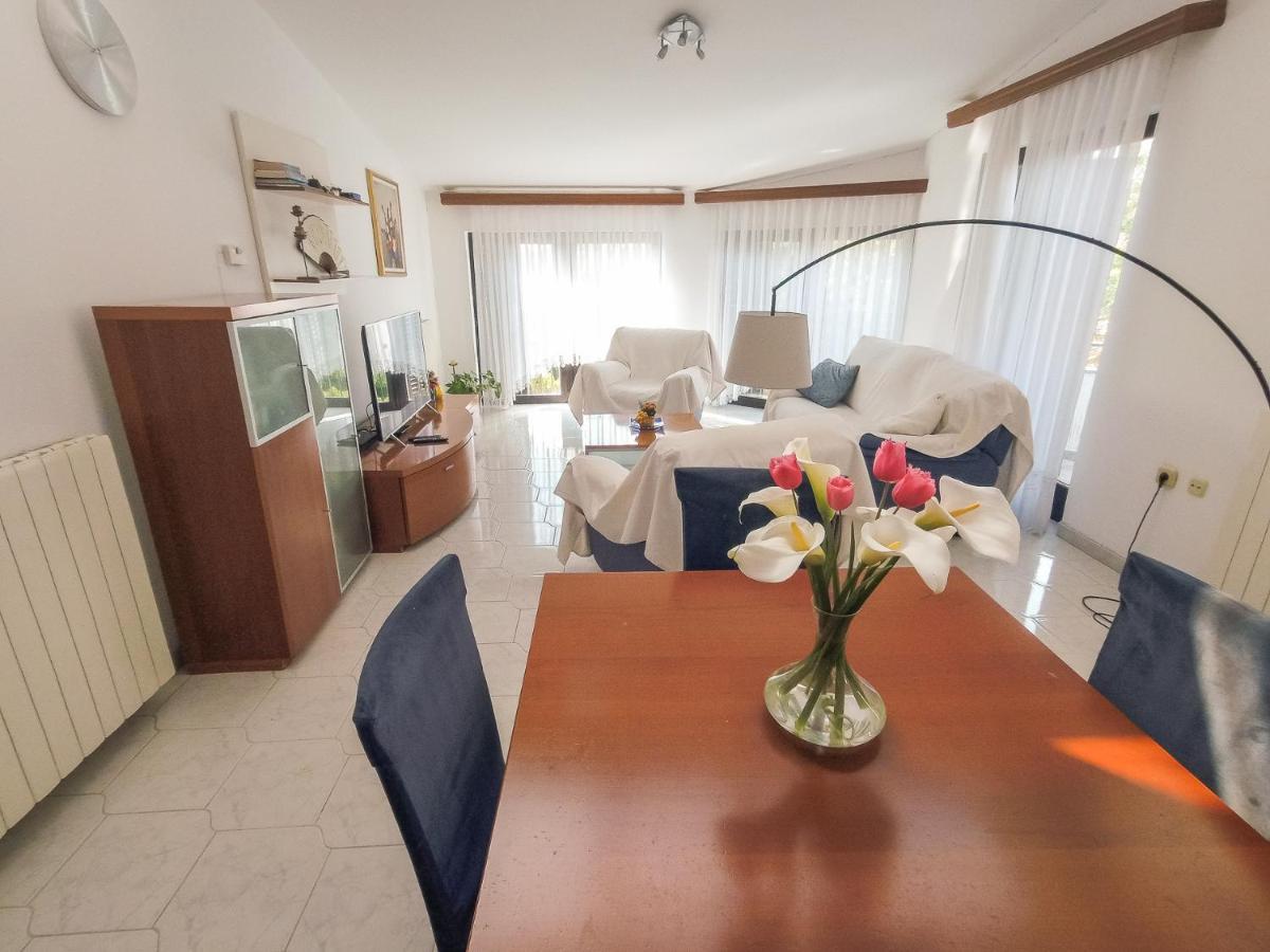 Apartment Maja ميدولين المظهر الخارجي الصورة