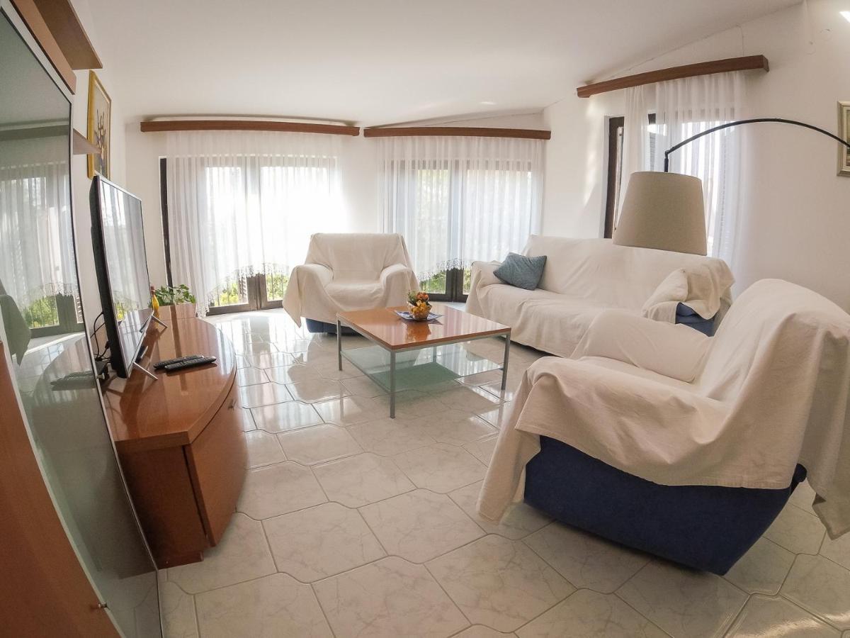 Apartment Maja ميدولين المظهر الخارجي الصورة